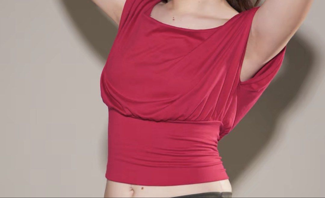 Red multiway Top (Category: Sleeveless) located in Makati City. Submitted by _fitz (Listing ID 1424747040, Image 1). Description: - Never worn - Size medium - fits m-l, too big for me .