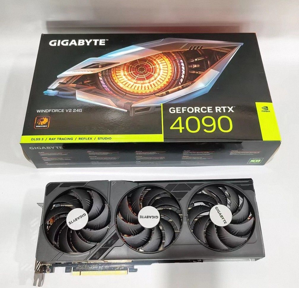 Rtx 4090 gigabyte barely used471984538429040640