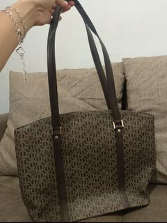 (Kategori: ) berada di . Dikirim oleh luxorious21 (ID iklan 1424824275, Gambar 1). Deskripsi: .