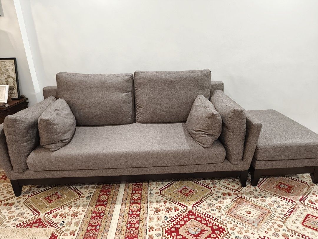 Sofas (Category: Sofas) located in Singapore. Submitted by nj.daniel (Listing ID 1424832694, Image 3). Description: Brownish grey color Original price $2600 The length is 2m Depth is 0.94m Height is 0.96m Comes with an ottoman Length is 0.89m Depth is 0.59m Height is 0.43m Self collect at pasir ris Price negotiable.