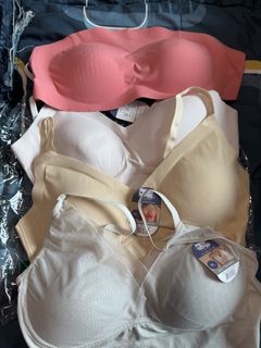 (Category: ) located in . Submitted by lovelife365 (Listing ID 1424855511, Image 1). Description: .