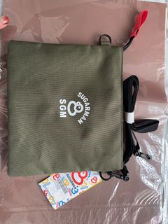 （分類：）位於 。 由 yingchunlo 提交（商品編號 1424769175，圖片 1）。簡介： 。
