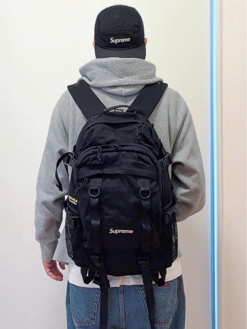 Supreme Bagpack Sling Bag Duffle Bag Tote Bag (Category: Backpacks) located in Singapore. Submitted by thehypewear.co (Listing ID 1423847672, Image 2). Description: DM for indiv price Self collection available / delivery (additional fees apply) Join us on our TG group for latest updates & promos! 👇🏻 TG: t. me/thehypewearco Feel free to enquire on any items not listed =) .