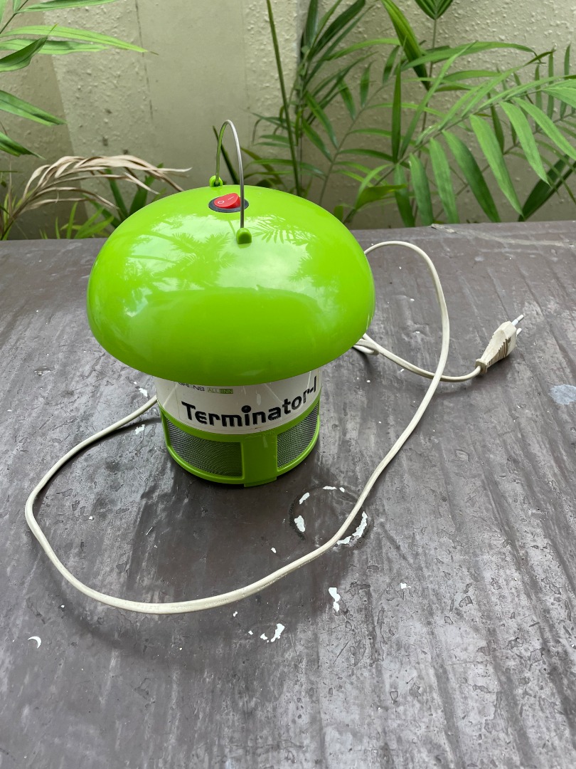 Terminator-I Bug Zapper - Green, Hobbies & Toys, Toys & Games on Carousell