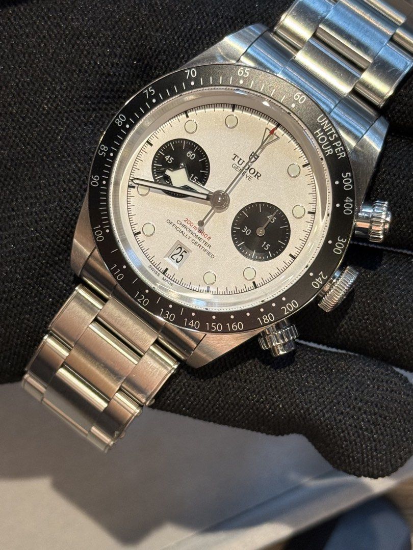 Tudor Black Bay Chrono (Category: Luxury Watches) located in Manila. Submitted by ahmazing (Listing ID 1424797339, Image 2). Description: Tudor Black Bay Chrono Black Bezel Ref. no.: 79360N-0002 Size: 41mm Year Model: 2023 Complete inclusions (box & receipt) Country of purchase: 🇯🇵 .