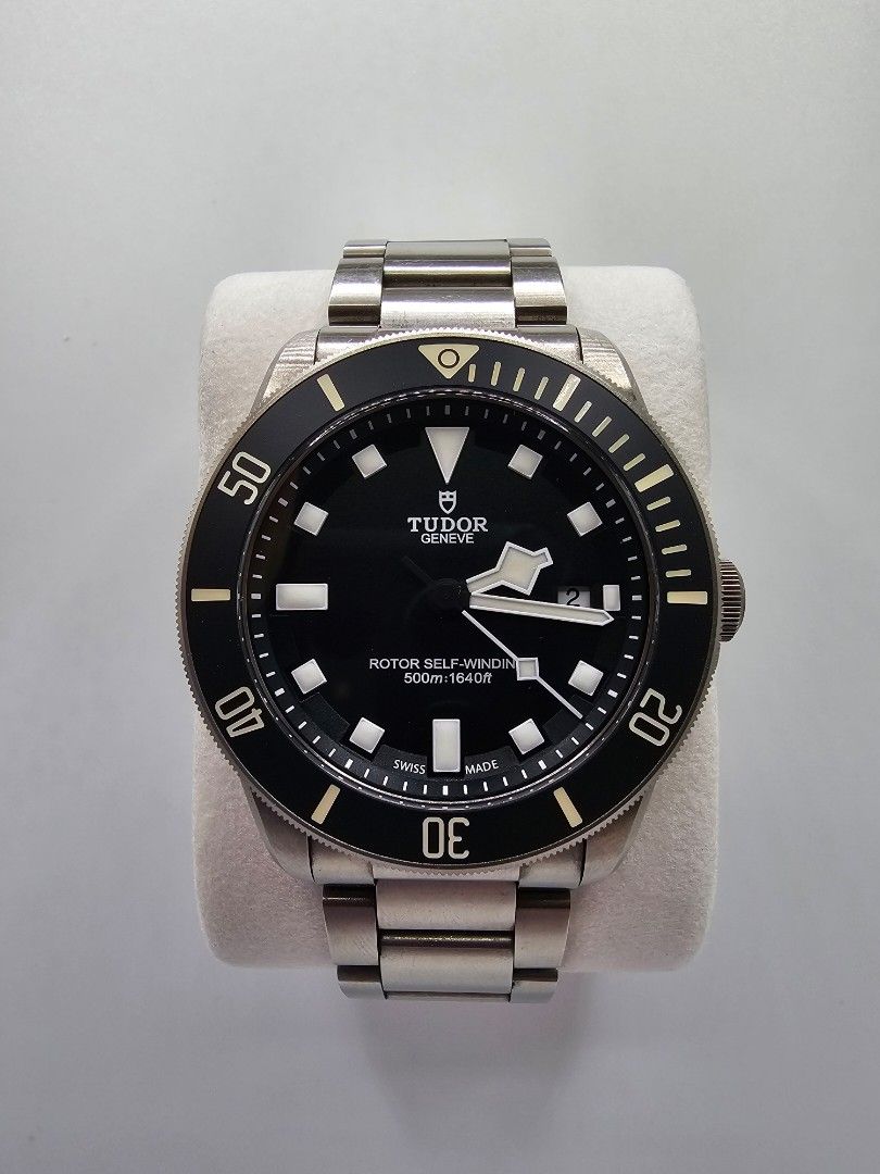 Tudor Pelagos 42 25600TN (Category: Watches) located in Singapore. Submitted by s.t.watch (Listing ID 1424790448, Image 1). Description: Tudor Pelagos 42 Condition: Lightly used Model: 25600TN Dial: Black Case diameter: 42mm Material: Titanium Movement: Automatic Box: Yes Warranty card/Paper: Yes Dated: 2014 For viewing Contact Dave at +65 98506226.