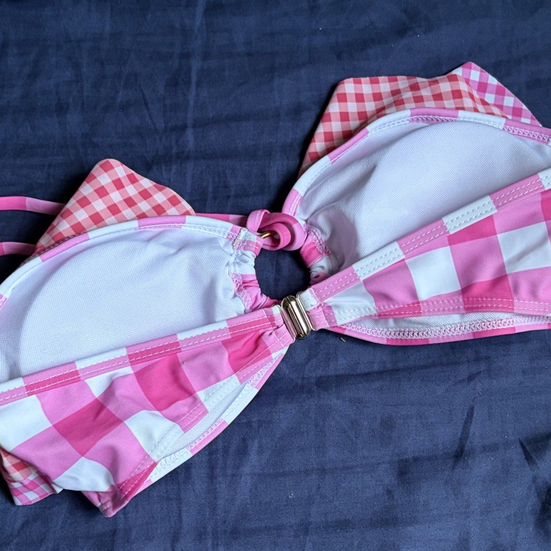 Two Piece Swimsuit - Pink (Category: Bikinis & Swimsuits) located in Tarlac. Submitted by 3fted (Listing ID 1424825203, Image 3). Description: Size small on tag Rare design Cutesy cutesy lang! Not self tie ang bottom :) Parang pa scrunch type yun tali Pass to low ballers! Can give discount if 3 items up 🫶.