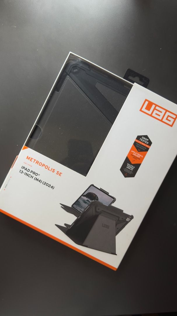 UAG Metropolos SE Ipad Pro 13" M4 (Category: Cases & Sleeves) located in Las Pinas. Submitted by vaultjancarys (Listing ID 1424727004, Image 1). Description: Used literally for only one day, bought from Digital Walker Estancia RFS: Didnt had the features I wanted for a case.