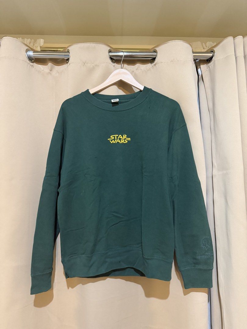 Uniqlo Muji Sweater set (Category: Coats, Jackets and Outerwear) located in Cainta. Submitted by pettykidinside (Listing ID 1424819142, Image 1). Description: 2 uniqlo M sweaters and 1 Muji L sweater set for 300.