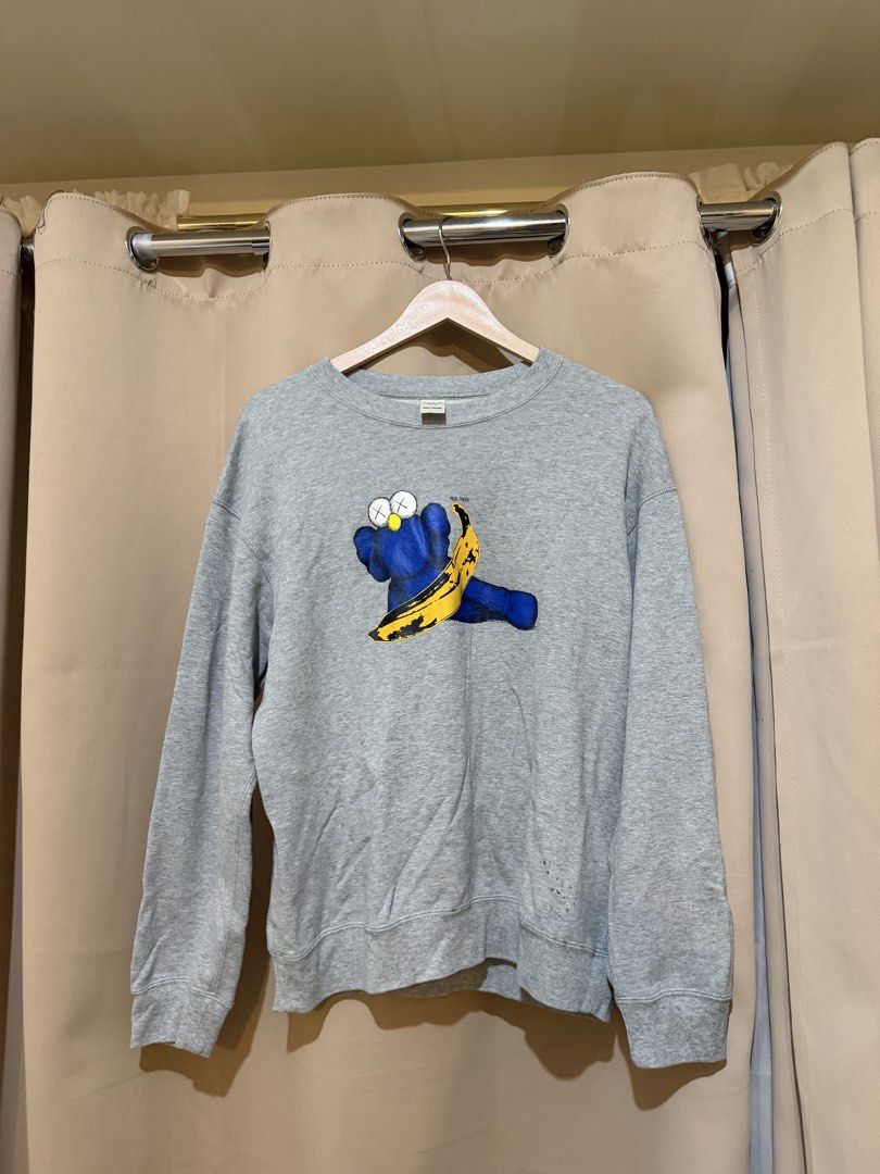 Uniqlo Muji Sweater set (Category: Coats, Jackets and Outerwear) located in Cainta. Submitted by pettykidinside (Listing ID 1424819142, Image 3). Description: 2 uniqlo M sweaters and 1 Muji L sweater set for 300.