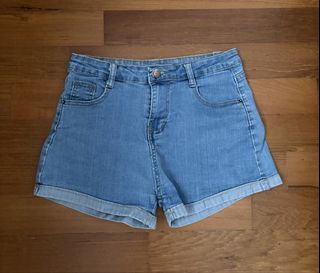 (Category: ) located in . Submitted by nomapples (Listing ID 1424792861, Image 1). Description: .