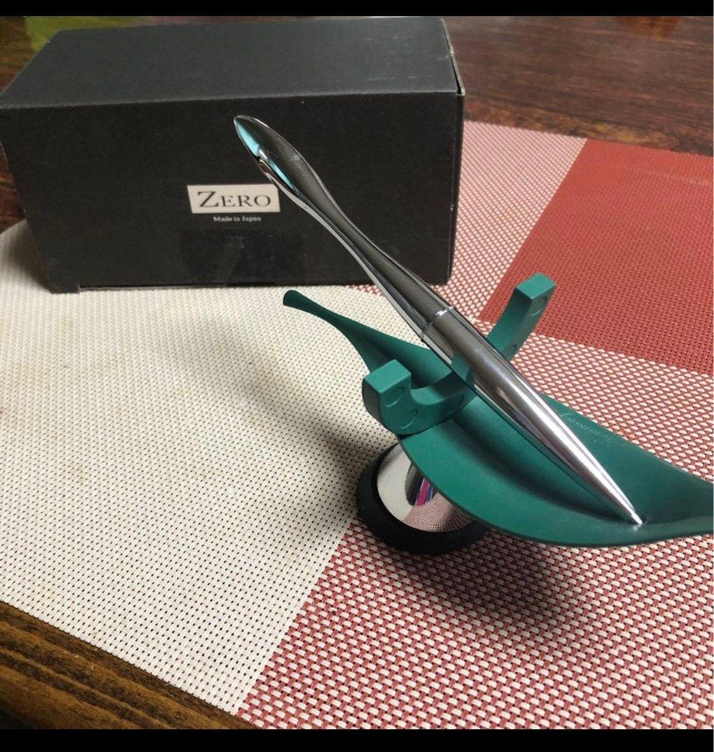 Zero Seiko Ballpen & Pen Tray (Category: Stationery & School Supplies) located in Pasay City. Submitted by sette75 (Listing ID 1424747861, Image 3). Description: Dry pen. .