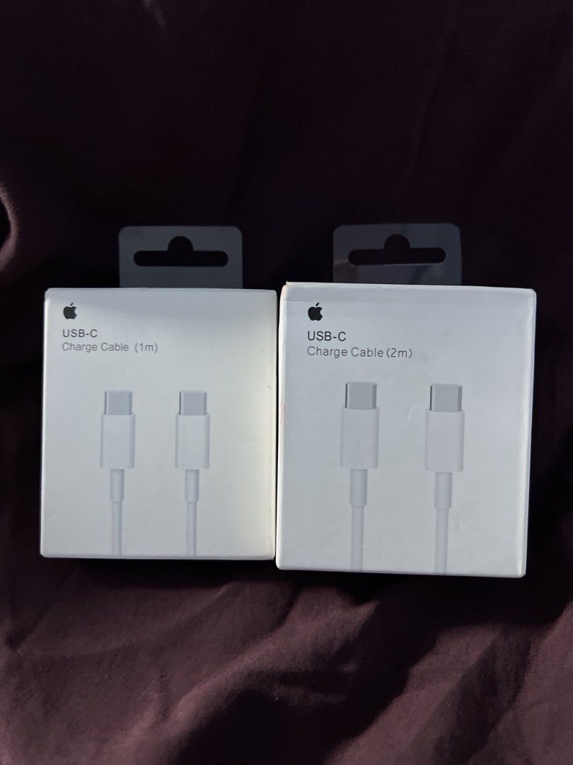 1M/2M Usb-C Cable Macbook (Category: Chargers & Cables) located in Manila. Submitted by as_onlineshop11 (Listing ID 1425040772, Image 1). Description: .