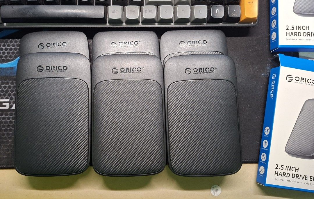 500gb external hardisk (Category: Hard Disks & Thumbdrives) located in Pasig City. Submitted by masterkevinkarl (Listing ID 1425035493, Image 1). Description: 500gb external hardisk Used but 100% health drives Brandnew orico enclosure, type c to usb cable Pickup or lalamove, Cainta .
