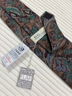 由 suit_up (刊登 ID 1424972115，圖片 1) 提交，位於 的 (類別：)，說明：。