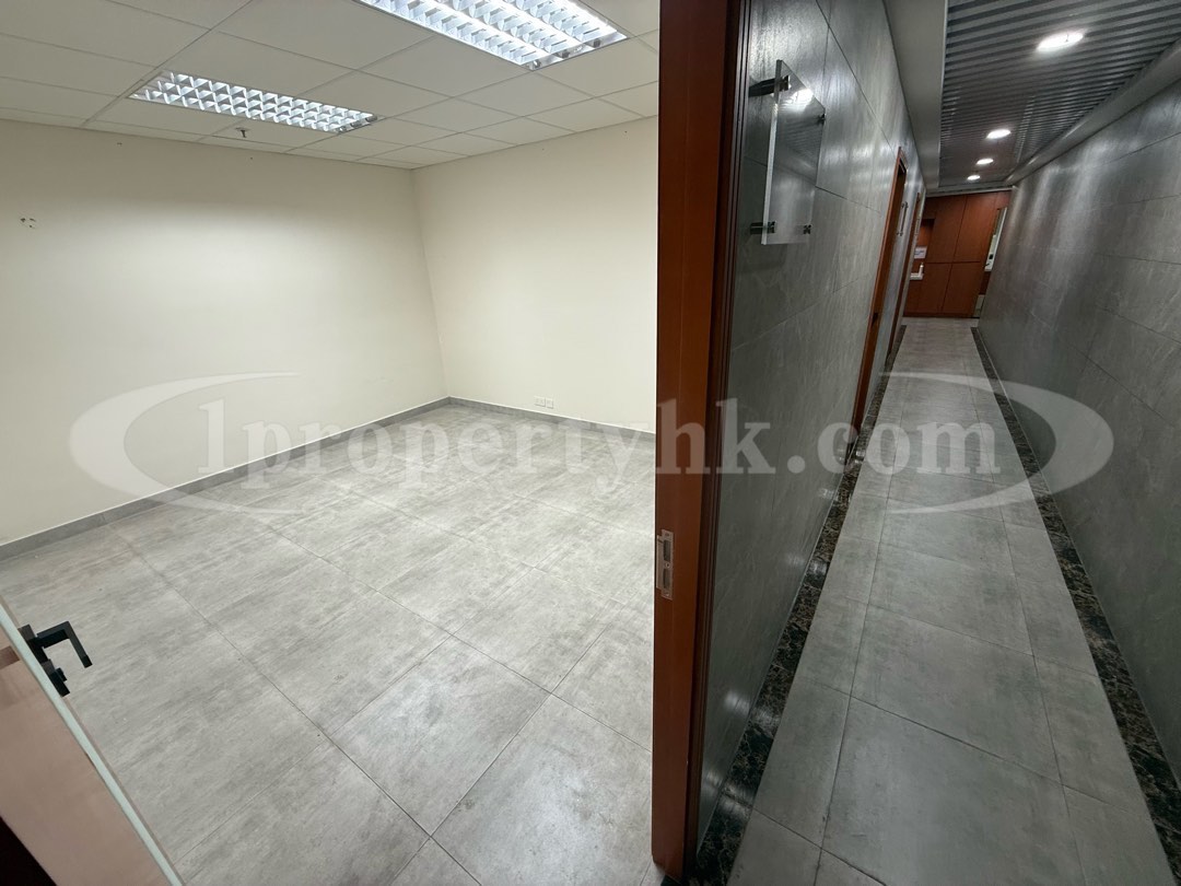 （分類：）位於 。 由 jasonng_office.leasing 提交（商品編號 1424972680，圖片 1）。簡介： 。