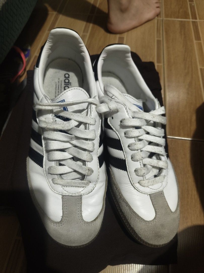 Adidas Samba White Black Sneakers (Category: Sneakers) located in Makati City. Submitted by rontagz (Listing ID 1424885115, Image 1). Description: no box.