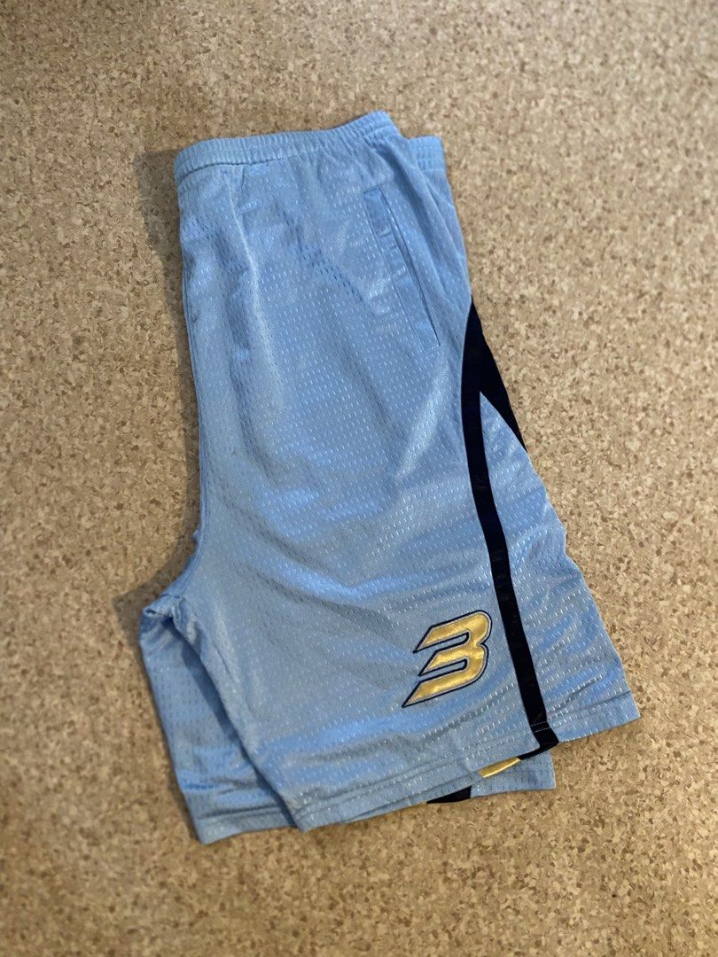 Allen Iverson Short (Category: Shorts) located in San Jose del Monte. Submitted by edmarkvillanueva (Listing ID 1424940854, Image 2). Description: Waist 36-38 Length 24 Thigh 14 Leg opening 12.5 9.5/10 color rate Flaws: None.