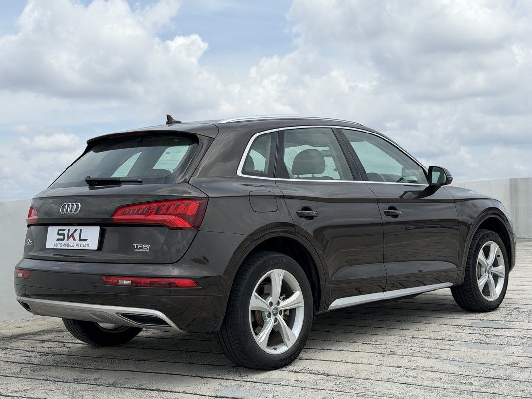 Audi Q5 2.0 TFSI quattro (A) (Category: Used Cars) located in Singapore. Submitted by sklautomobile (Listing ID 1424944776, Image 3). Description: Description Luxury meets performance in this beautifully maintained Audi Q5 2.0 TFSI Quattro S tronic. Powered by Audi’s renowned 2.0L turbocharged engine paired with the smooth 7-speed S tronic transmission and legendary Quattro all-wheel-drive system, delivering exceptional handling, stability, and d