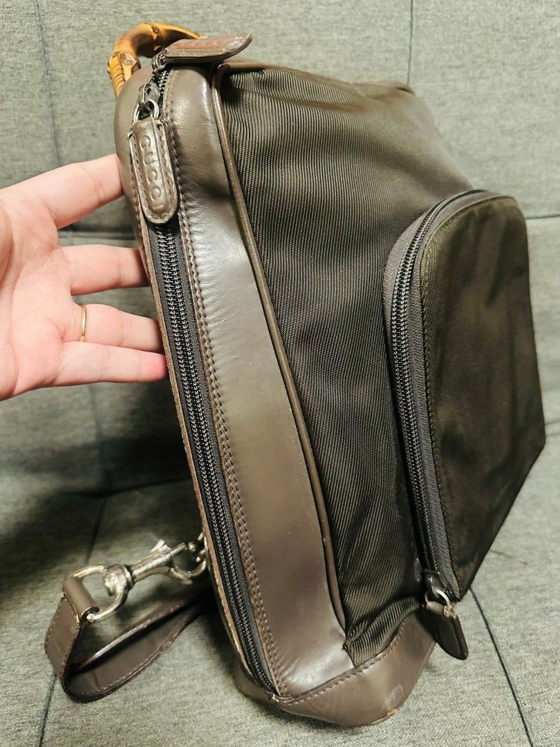 Authentic Gucci Bamboo Handle Backpack (Category: Luxury Bags & Wallets) located in Marikina City. Submitted by aussiemaan (Listing ID 1425048928, Image 3). Description: Guaranteed Original 💯💯 Vintage Gucci Sign of use as seen on the picture See photos for your reference.