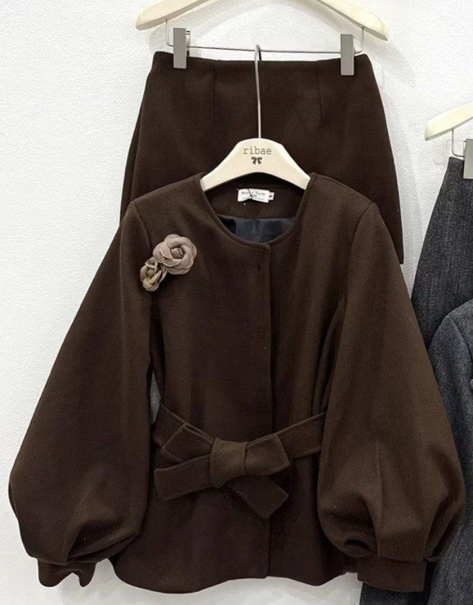 Autumn/Spring Choco Brown Coords (Category: Sets or Coordinates) located in Imus. Submitted by thefluffymomma (Listing ID 1425007905, Image 3). Description: Used once.