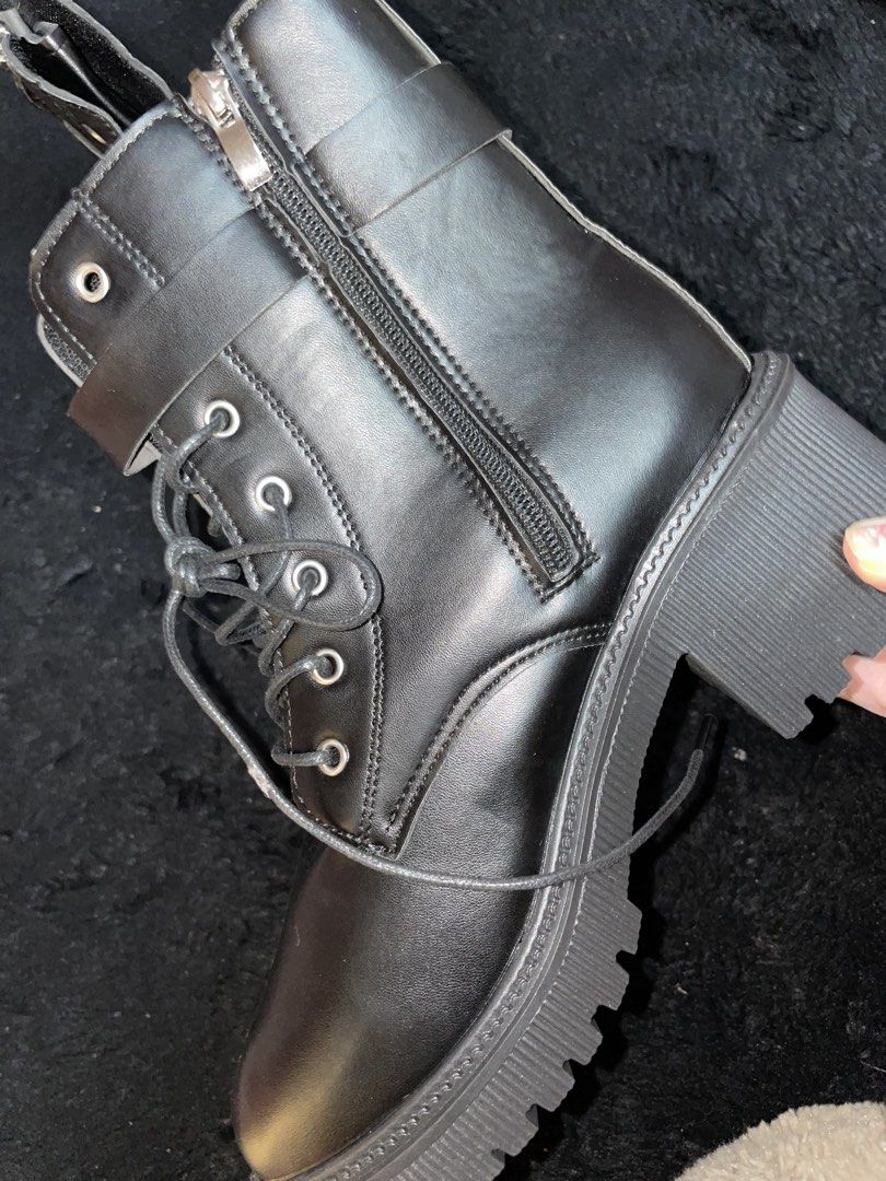 Black Combat Boots with Buckle Detail (Category: Boots) located in Calamba. Submitted by raaveenc (Listing ID 1424921460, Image 2). Description: Black Boots with Tie! Cute nito, never worn :) Get niyo na.