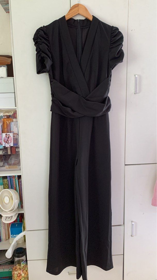 Black overlap Jumpsuit with ruched details (Category: Jumpsuits) located in Cavite. Submitted by mommyb3 (Listing ID 1424986106, Image 1). Description: Formal attire .