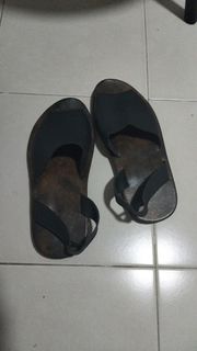 (Category: ) located in . Submitted by ariy25 (Listing ID 1424893246, Image 1). Description: .