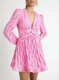 (Category: ) located in . Submitted by thriftchic_ (Listing ID 1425012298, Image 1). Description: .