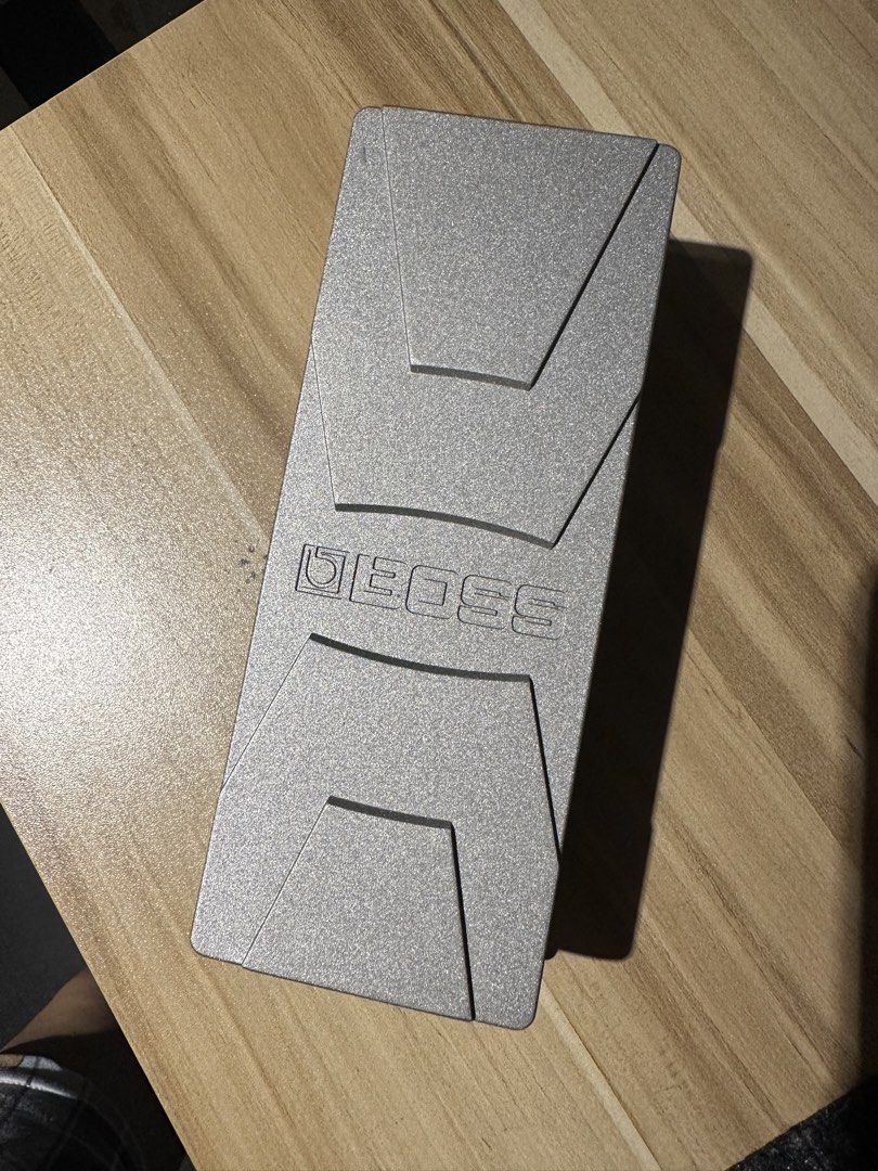 Boss FV30L Volume Pedal (Category: Musical Instruments) located in Iba. Submitted by luxurused (Listing ID 1425012241, Image 1). Description: used for a few times at a church event rfs to big for my pedal board.
