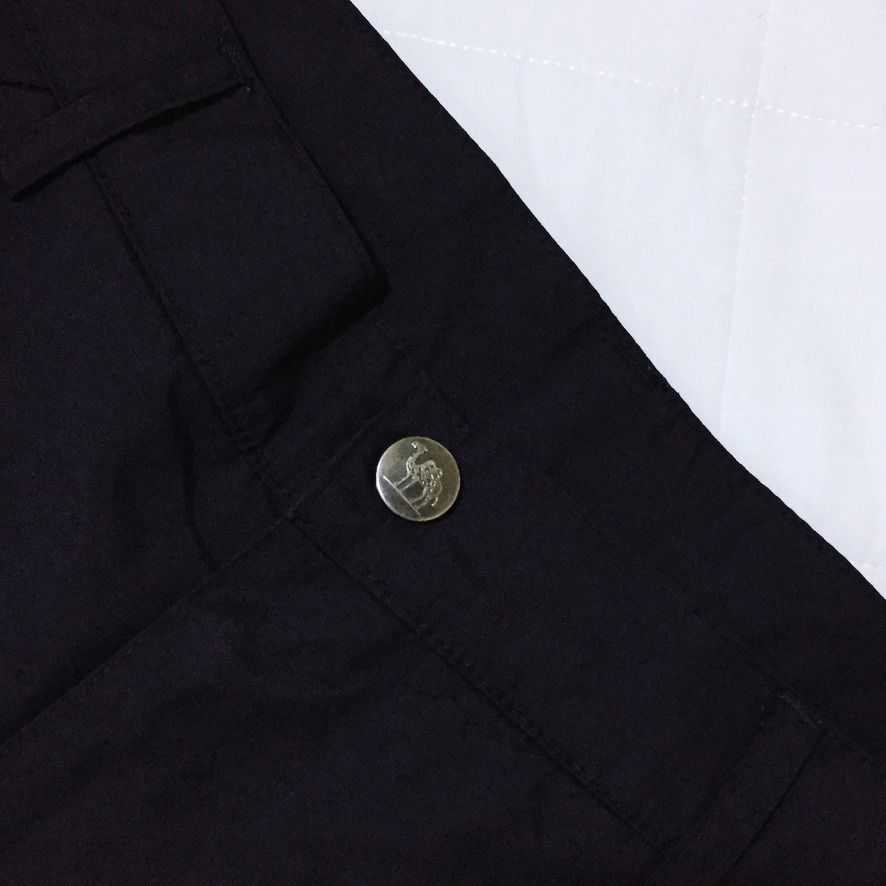 CAMEL – Men's 2-Layer Black Windproof Outdoor Pants (Category: Joggers) located in Taguig. Submitted by shopharee (Listing ID 1425055981, Image 3). Description: MEASUREMENTS (in Inches): 🔸 WAIST* : 34.00'' 🔸 LENGTH : 42.00'' 🔸 RISE : 11.50'' 🔸 HIP* : 38.00'' 🔸 THIGH* : 26.00'' 🔸 INSEAM : 30.00'' 🔸 CUFF* : 18.00'' * Measured around ITEM CONDITIONS: 🔸 Material Quality: 10/10 🔸 Color rating: 10/10 🔸 Appearance: 10/10 🔸 Gently used. Can pa