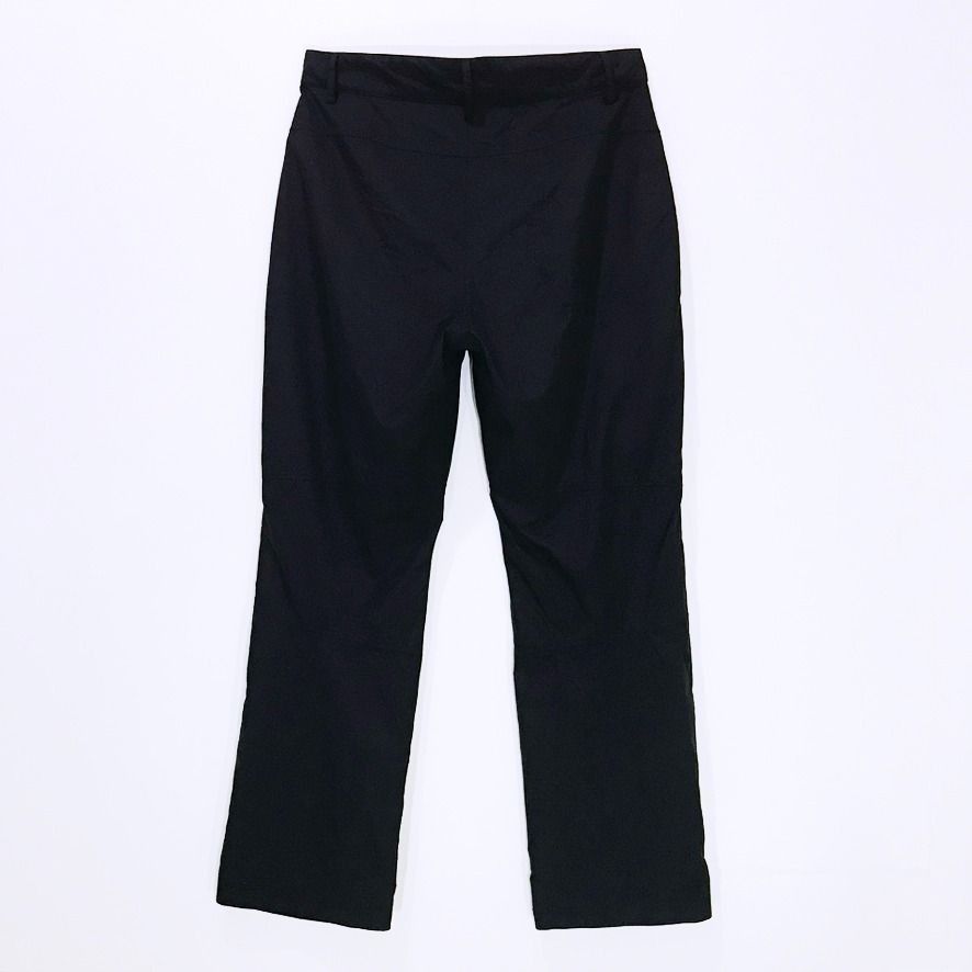 CAMEL – Men's 2-Layer Black Windproof Outdoor Pants (Category: Joggers) located in Taguig. Submitted by shopharee (Listing ID 1425055981, Image 2). Description: MEASUREMENTS (in Inches): 🔸 WAIST* : 34.00'' 🔸 LENGTH : 42.00'' 🔸 RISE : 11.50'' 🔸 HIP* : 38.00'' 🔸 THIGH* : 26.00'' 🔸 INSEAM : 30.00'' 🔸 CUFF* : 18.00'' * Measured around ITEM CONDITIONS: 🔸 Material Quality: 10/10 🔸 Color rating: 10/10 🔸 Appearance: 10/10 🔸 Gently used. Can pa