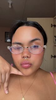 (Category: ) located in . Submitted by 5ilverrrrr (Listing ID 1424965356, Image 1). Description: .
