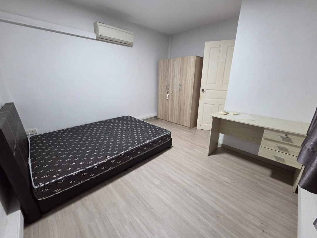 (Category: ) located in . Submitted by jananan.s (Listing ID 1425014992, Image 1). Description: .
