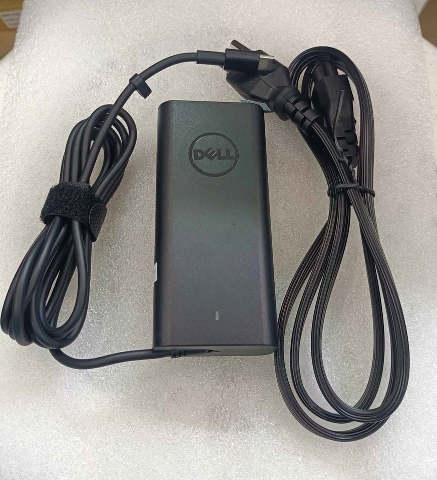 Dell Charger Type C 65W (Category: Chargers) located in Caloocan City. Submitted by papatalok (Listing ID 1424987153, Image 2). Description: Many stocks available. Can accommodate delivery via Lalamove, you will be the one to book it. .