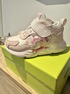 （分類：）位於 。 由 ladyman0121 提交（商品編號 1424883117，圖片 1）。簡介： 。