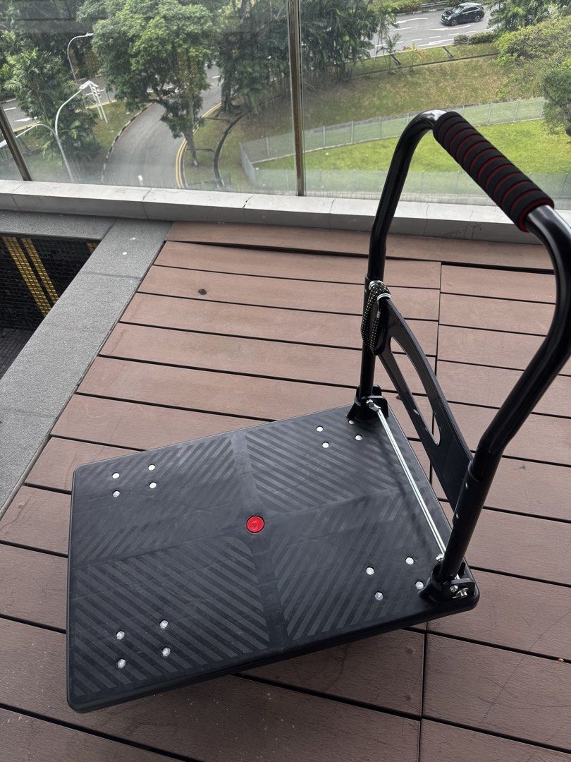 Foldable Trolley (Category: Everything Else) located in Singapore. Submitted by nssooi (Listing ID 1424955893, Image 1). Description: Like new sturdy , easy to move around - push / pull. .
