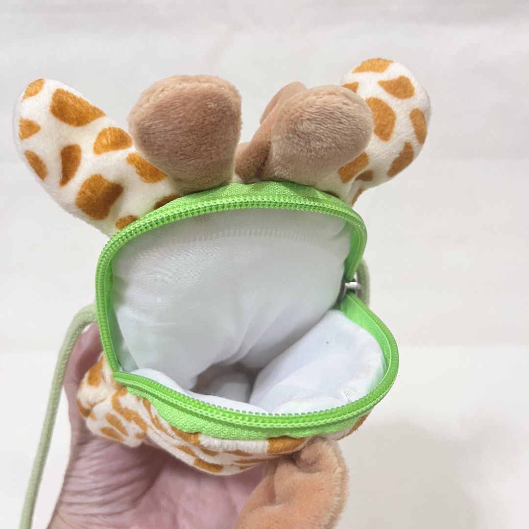 Giraffe Cute Stuffed Toy Plush Neck Pouch / Bag (Category: Plushies & Soft Toys) located in Antipolo. Submitted by aristocath (Listing ID 1424940741, Image 2). Description: ✅ Like new and no flaws ✅ Not branded but very good quality! ✅ Cute for kids ✨ Can be used as regular pouch too! ☺️ Please feel free to make an offer! Payment options: ❤️ Cash on Delivery thru LBC door to door (min. COD amt of Php100) ❤️ Pay first with SF thru GCash.