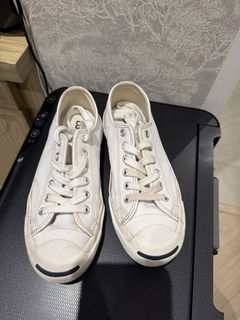 (Category: ) located in . Submitted by closetsale28 (Listing ID 1424968407, Image 1). Description: .