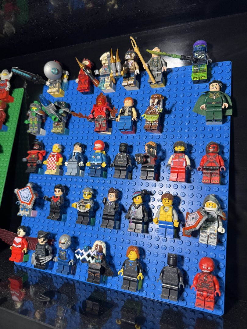 Lego Mini LEGO Minifigures - Assorted Collection, Hobbies & Toys, Toys & Games on ...