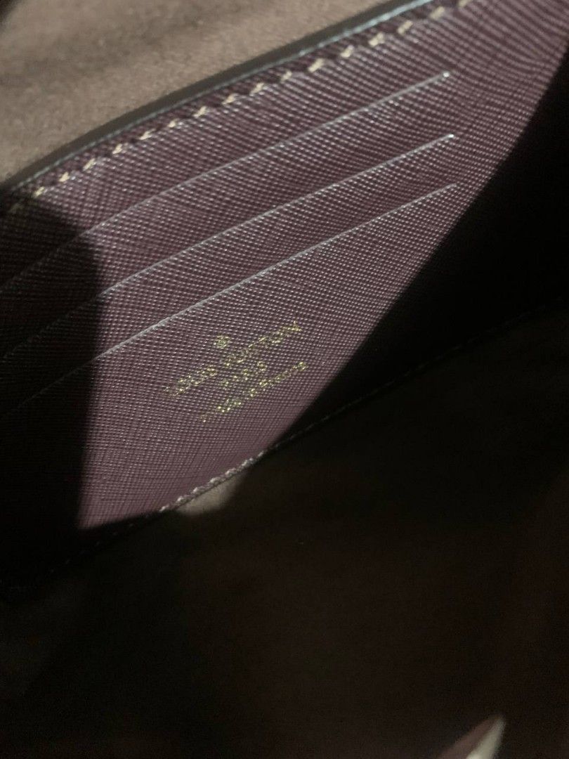 Louis Vuitton Multi Pochette Accessoires (Category: Luxury Bags & Wallets) located in Baguio. Submitted by dnjthriftshop (Listing ID 1424901413, Image 3). Description: W/BOX .