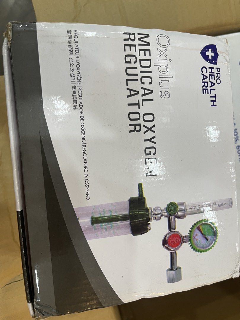 Medical Oxygen Regulator (Category: Medical Supplies & Tools) located in Quezon City. Submitted by lalathebrindle (Listing ID 1424934197, Image 1). Description: Used less than 1 month .