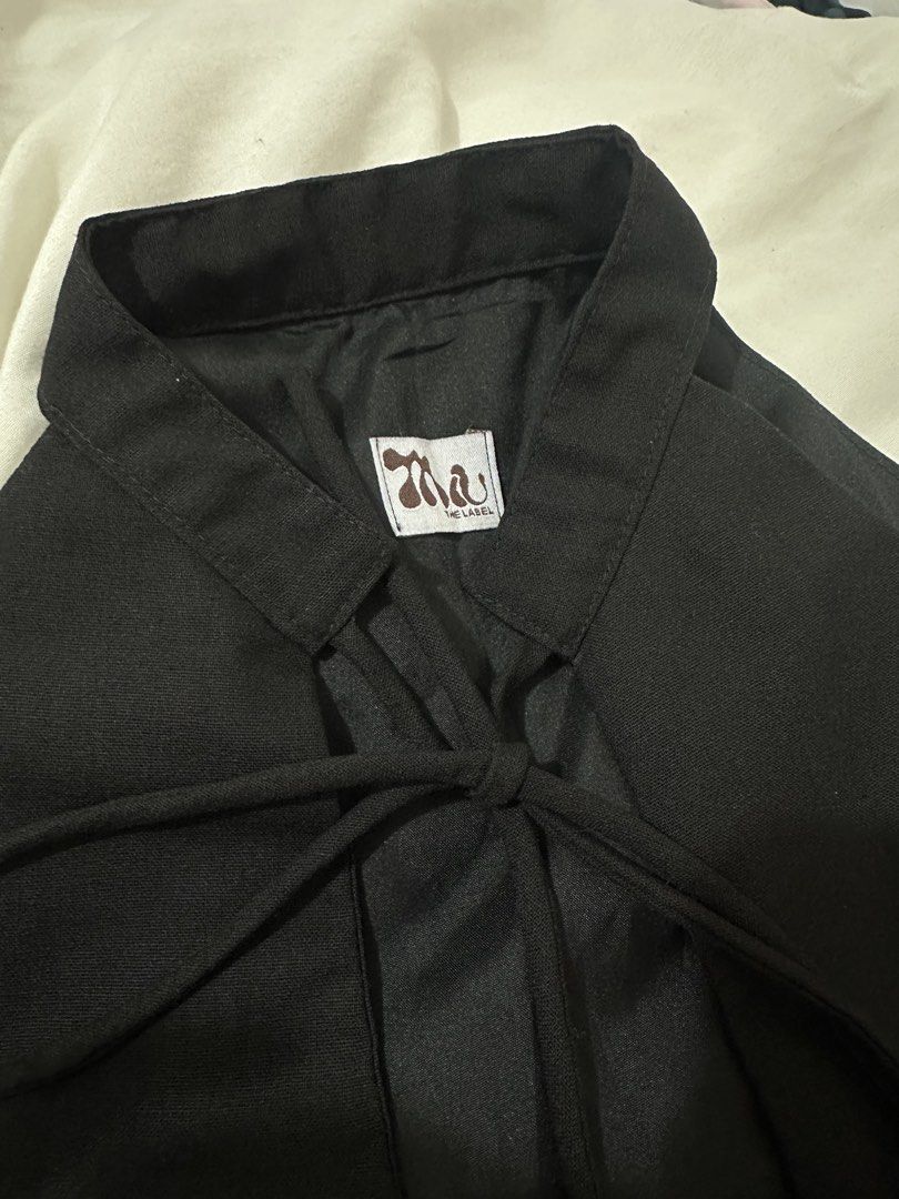Miu the Label Sol Top (Category: Sleeveless) located in Manila. Submitted by jean_closet (Listing ID 1424964584, Image 2). Description: Used twice Size XS Pls check your size at their ig..