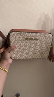 (Category: ) located in . Submitted by 6adda9 (Listing ID 1425027626, Image 1). Description: .