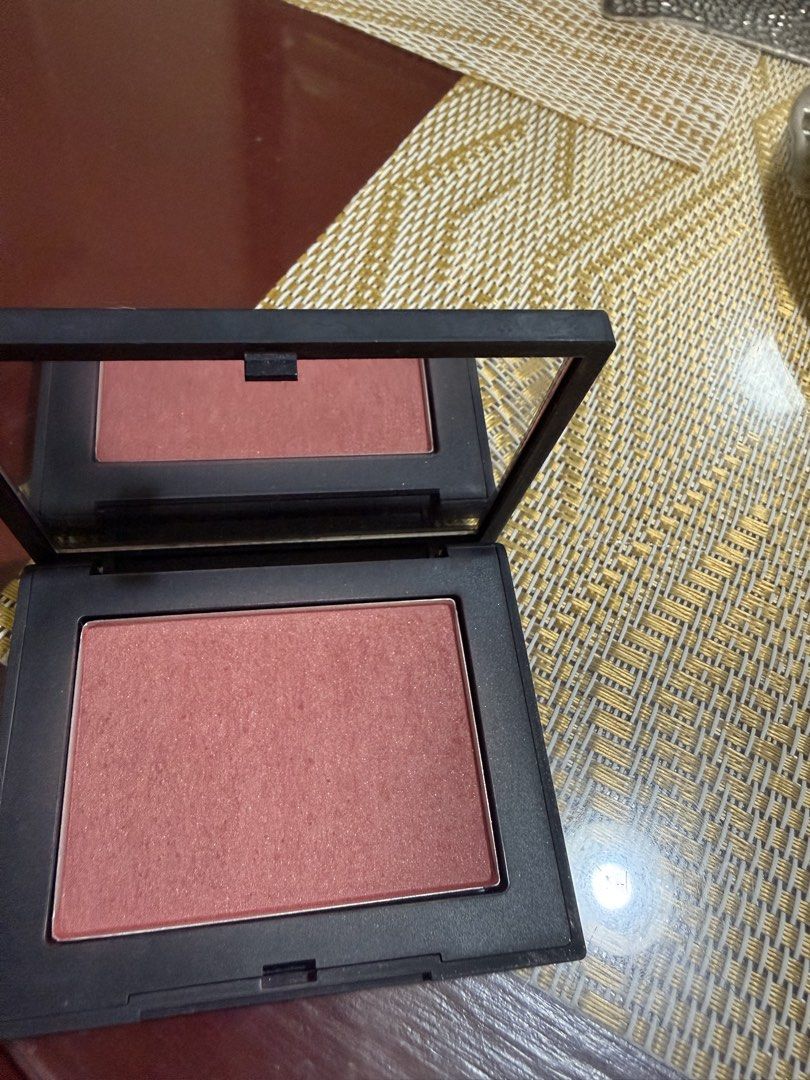 NARS Dolce Vita Blush (Category: Makeup) located in Manila. Submitted by evangelinenagallo (Listing ID 1425025454, Image 2). Description: nars blush- dolce vita .