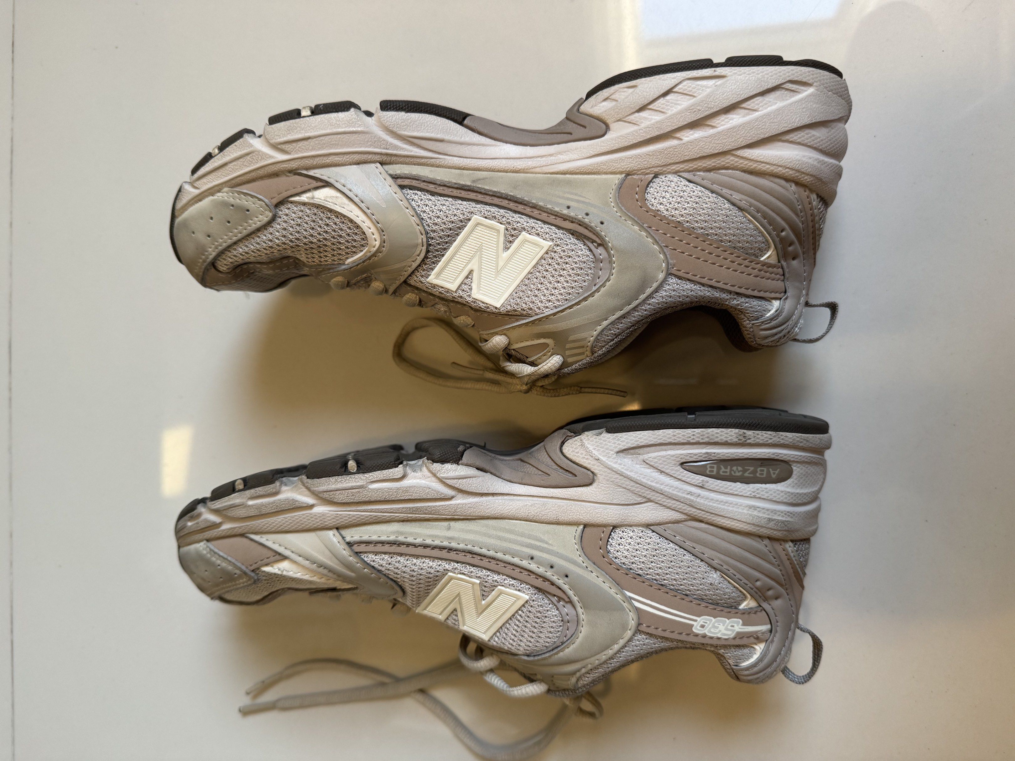 New Balance 530 (Category: Sneakers) located in Mandaluyong City. Submitted by ellasellstuff (Listing ID 1424971051, Image 3). Description: New Balance 530 Size: US 6.5 / 24.5cm Color: Greyish-brown MOP: Gcash/ BPI / UB .