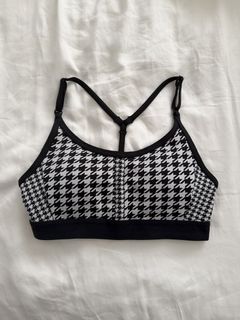 (Category: ) located in . Submitted by amandaooiooi (Listing ID 1424921262, Image 1). Description: .
