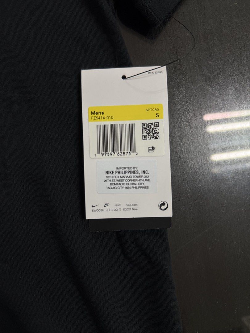 Nike M90 Pocket tee - AF1 white patch (Category: Tshirts & Polo Shirts ) located in Valenzuela. Submitted by decluttrr (Listing ID 1424932441, Image 2). Description: Brandnew Never been used Complete with tag and plastic packaging 599 only .