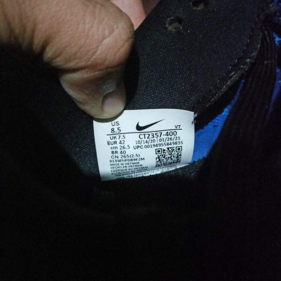 Nike React Infinity Flyknit Running Shoes - Blue (Category: Sneakers) located in Penaranda. Submitted by flipmopickmo (Listing ID 1424985016, Image 2). Description: Nike React Infinity Flyknit running shoes in blue and black. Features a white sole and black laces. The size is US 8.5. The model number is CT2357-400. Designed to keep runners running. Made in Vietnam..