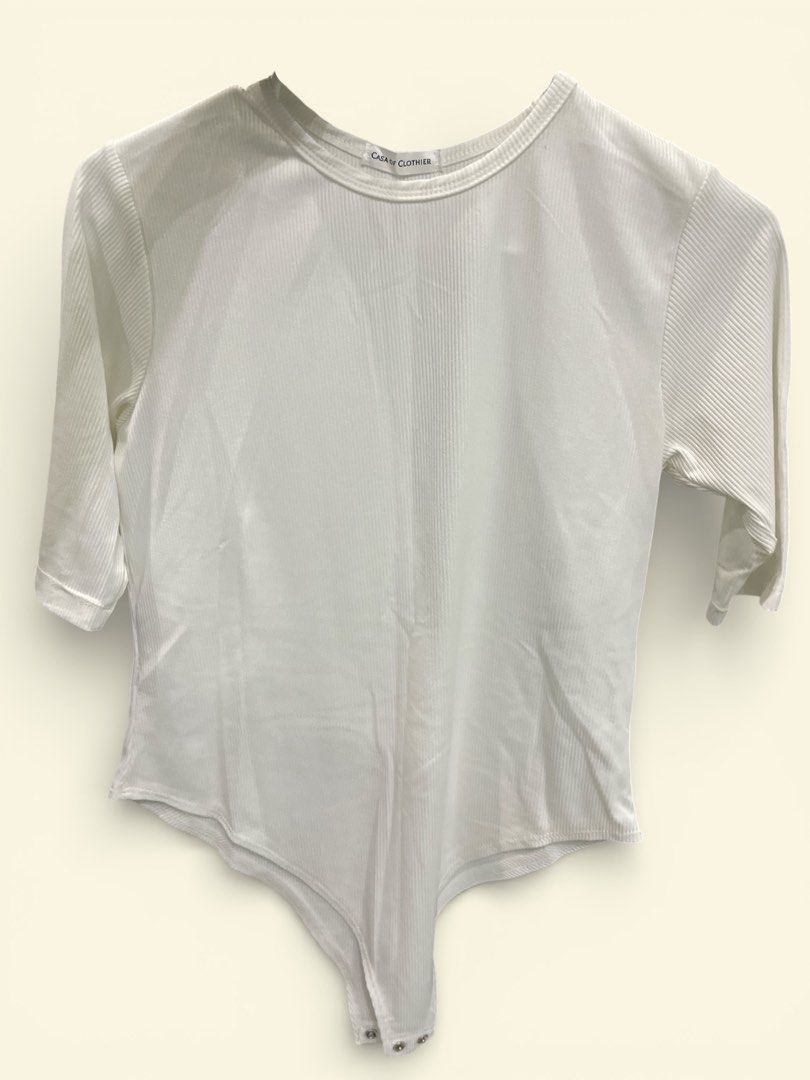 Off White Bodysuit (Category: Others Tops) located in Subic. Submitted by pepaydeclutters (Listing ID 1424981717, Image 2). Description: Never worn! Fits M-L 3/4 sleeves Thick knitted cotton fabric *Mannequin pic grabbed from seller's page.